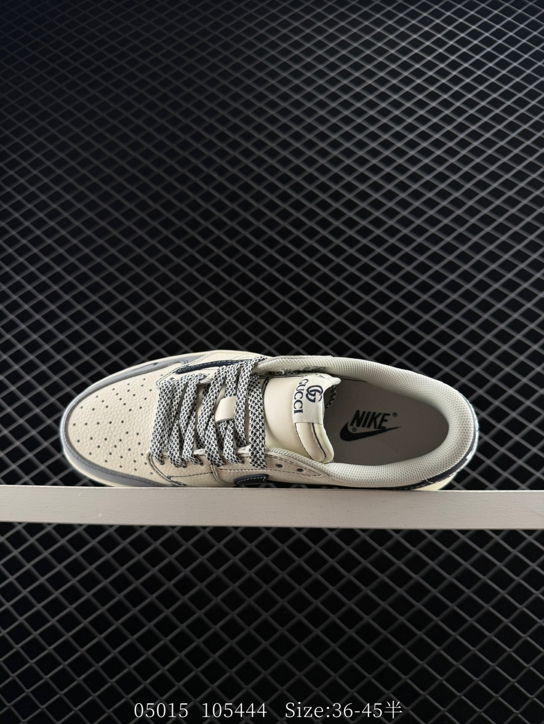 Travis Scott x Air Jordan 1 ” Reverse Mocha “